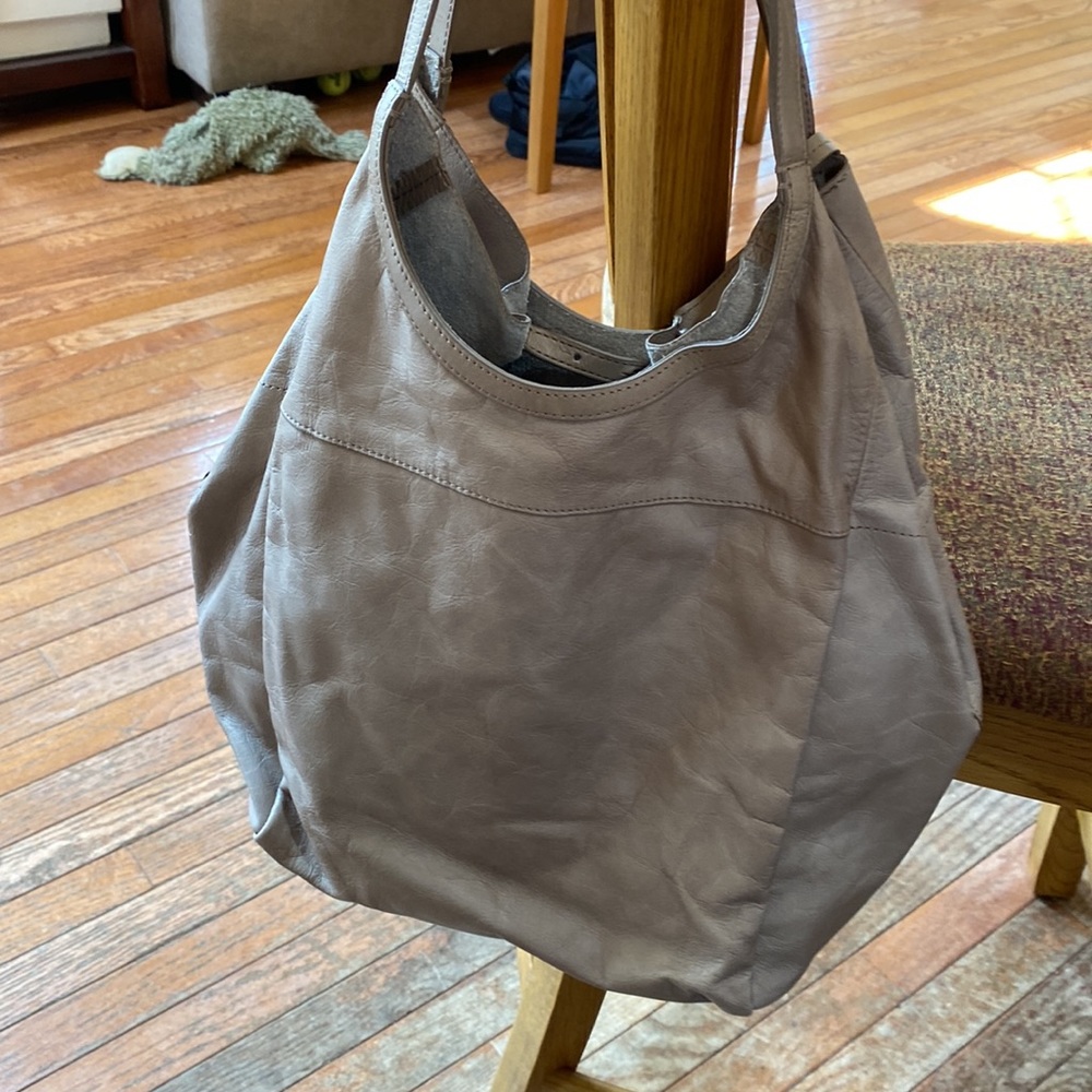 EUC HOBO BRAND LEATHER SHOULDER BAG - Picture 4 of 9